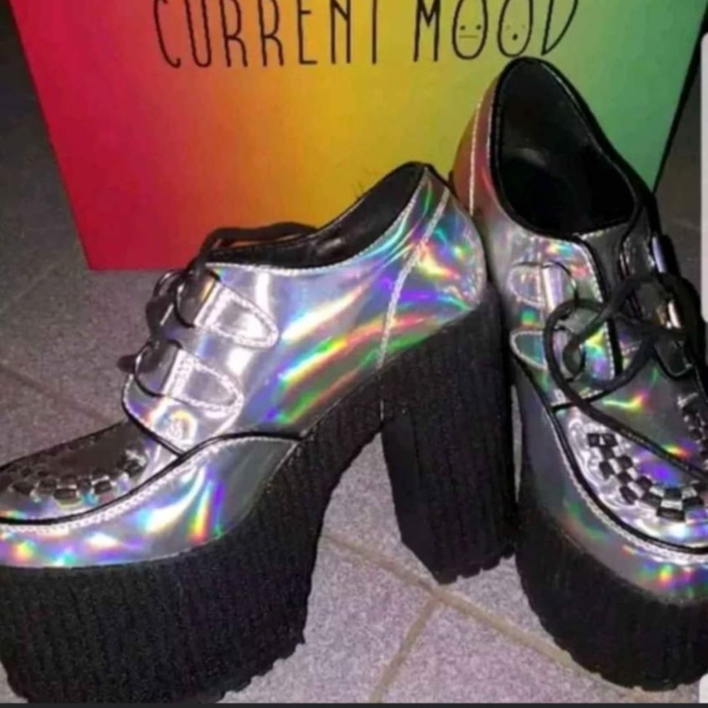 BNIB current mood platform shoes